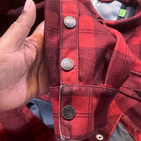 Volcom Shacket Mens Medium Red Buffalo Plaid Flannel Shirt Jacket Lined Workwear - Picture 3 of 10